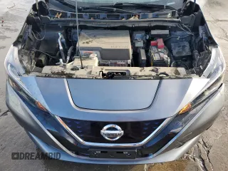 2020 Nissan LEAF z VIN 1N4BZ1BP5LC309793, wystawiony jako Copart lot #49091735 z przebiegiem 29 361 mil mil oraz Szkoda całkowita • Salvage title. Historia ofert i sprzedaży dostępna na DreamBid. Obrazek 11.