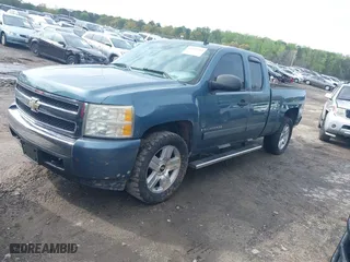 2007 Chevrolet Silverado 1500 LT w/1LT with VIN 1GCEC19JX7Z620827, listed as a IAAI auction lot 41912703 with 229,999 mi miles. Bid and sale history available at carsss.com. Image 16.
