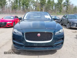 2017 Jaguar F-Pace 35t Prestige z VIN SADCK2BV4HA087827, wystawiony jako IAAI lot #41980338 z przebiegiem Nie podano mil oraz . Historia ofert i sprzedaży dostępna na DreamBid. Obrazek 12.