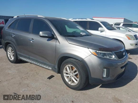2014 Kia Sorento LX с VIN 5XYKT4A67EG469033, выставлен на аукционе IAAI как лот 41996057 с пробегом 86 545 миль миль и . История ставок и продаж доступна на DreamBid. Изображение 1.