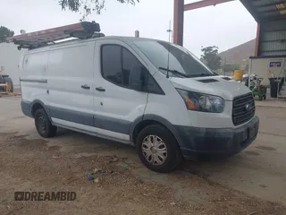 2017 Ford Transit с VIN 1FTYR1YM9HKB18814, выставлен на аукционе IAAI как лот 42540293 с пробегом 202 306 миль миль и . История ставок и продаж доступна на DreamBid. Изображение 1.