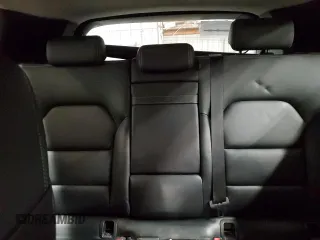 2017 Infiniti QX30 Premium z VIN SJKCH5CR7HA016566, wystawiony jako Copart lot #50260005 z przebiegiem Nie podano mil oraz Szkoda całkowita • Salvage title. Historia ofert i sprzedaży dostępna na DreamBid. Obrazek 10.
