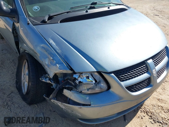 2006 Dodge Caravan SXT with VIN 1D4GP45R26B626187, listed as a IAAI auction lot 41651810 with 155,274 mi miles. Bid and sale history available at carsss.com. Image 6.