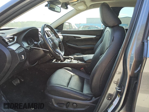 2019 Infiniti QX50 LUXE with VIN 3PCAJ5M19KF123107, listed as a Copart auction lot 49866125 with 131,075 mi miles and Clean Title. Bid and sale history available at carsss.com. Image 7.