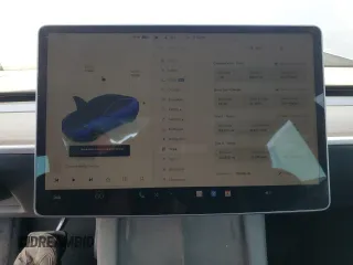2023 Tesla Model 3 z VIN 5YJ3E1EA5PF449997, wystawiony jako Copart lot #63079275 z przebiegiem 29 629 mil mil oraz Nie do naprawy • Non repairable. Historia ofert i sprzedaży dostępna na DreamBid. Obrazek 9.