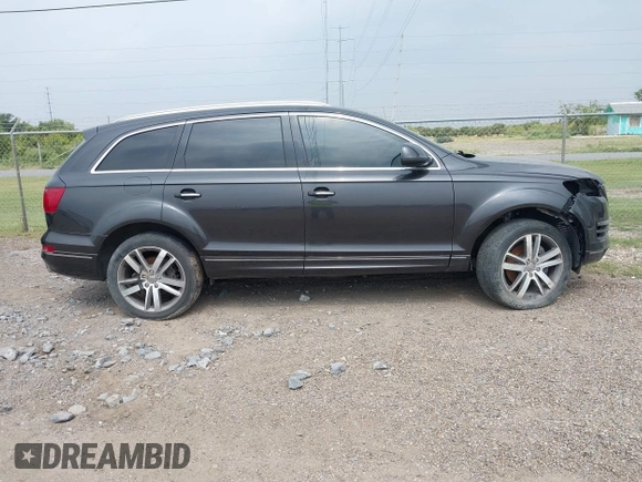 2014 Audi Q7 Premium Plus with VIN WA1LGAFE5ED013547, listed as a IAAI auction lot 42290048 with 179,269 mi miles and . Bid and sale history available at DreamBid. Image 14.