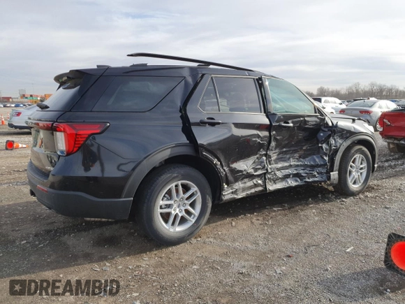 2025 Ford Explorer Active with VIN 1FMUK8DH8SGA18259, listed as a Copart auction lot 50043195 with 1,267 mi miles and Salvage Title. Bid and sale history available at carsss.com. Image 3.