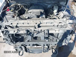 2015 Chevrolet Silverado 3500HD with VIN 1GC2CYEG0FZ534639, listed as a IAAI auction lot 42080526 with 245,795 mi miles and . Bid and sale history available at DreamBid. Image 10.