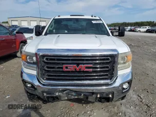 2015 GMC Sierra 3500HD SRW SLE z VIN 1GT423C80FF172338, wystawiony jako Copart lot #71542434 z przebiegiem 242 924 mil mil oraz Szkody całkowita. Historia ofert i sprzedaży dostępna na DreamBid. Obrazek 5.