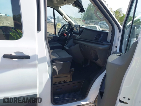 2022 Ford Transit Passenger XL with VIN 1FBAX2X8XNKA29271, listed as a IAAI auction lot 41987994 with 81,961 mi miles and . Bid and sale history available at DreamBid. Image 5.