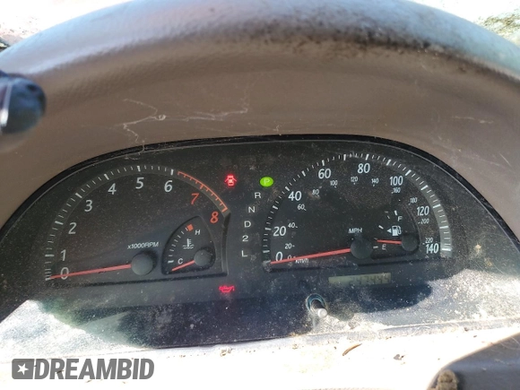 2004 Toyota Camry LE z VIN 4T1BE30K44U299631, wystawiony jako Copart lot #53949745 z przebiegiem 247 444 mil mil oraz Szkoda całkowita • Salvage title. Historia ofert i sprzedaży dostępna na DreamBid. Obrazek 9.