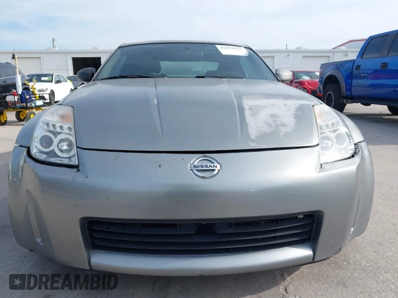 2005 Nissan 350Z Enthusiast with VIN JN1AZ34D85M609056, listed as a IAAI auction lot 42079583 with 203,596 mi miles. Bid and sale history available at carsss.com. Image 12.