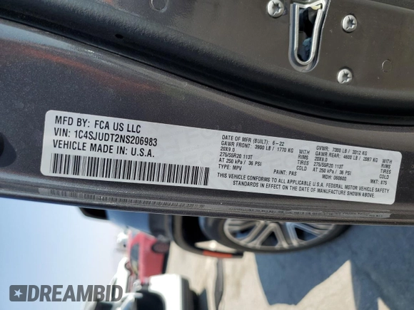 2022 Jeep Wagoneer Series III with VIN 1C4SJUDT2NS206983, listed as a Copart auction lot 70524534 with 29,205 mi miles and Salvage title. Bid and sale history available at DreamBid. Image 15.