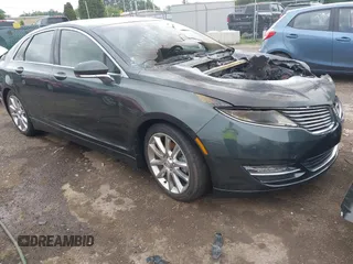 2016 Lincoln MKZ with VIN 3LN6L2GK4GR605486, listed as a IAAI auction lot 42609084 with Not provided miles and . Bid and sale history available at DreamBid. Image 1.