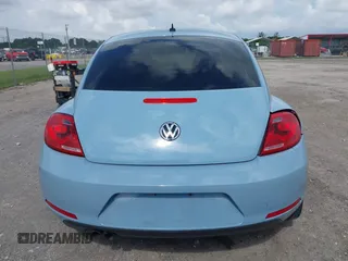 2013 Volkswagen Beetle 2.5L с VIN 3VWJX7AT8DM631449, выставлен на аукционе IAAI как лот 40064318 с пробегом 178 311 миль миль и . История ставок и продаж доступна на DreamBid. Изображение 16.