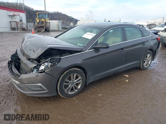 2015 Hyundai Sonata SE z VIN 5NPE24AF5FH184549, wystawiony jako IAAI lot #41132530 z przebiegiem 123 031 mil mil oraz . Historia ofert i sprzedaży dostępna na DreamBid. Obrazek 18.