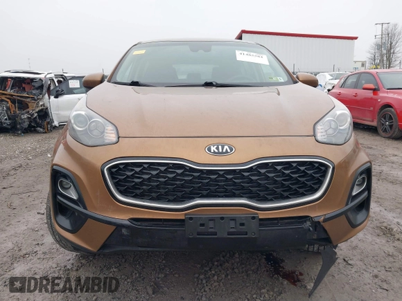 2020 Kia Sportage LX with VIN KNDPMCAC1L7807586, listed as a IAAI auction lot 41485581 with 28,941 mi miles. Bid and sale history available at carsss.com. Image 12.