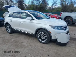 2016 Lincoln MKX Select with VIN 2LMPJ6KR7GBL59266, listed as a IAAI auction lot 42044990 with 131,233 mi miles. Bid and sale history available at carsss.com. Image 1.