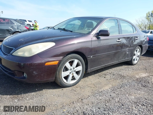 2005 Lexus ES 330 with VIN JTHBA30G255105717, listed as a IAAI auction lot 42083955 with 198,185 mi miles. Bid and sale history available at carsss.com. Image 2.