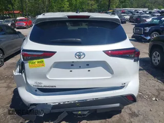 2023 Toyota Highlander L z VIN 5TDKDRAH2PS030453, wystawiony jako IAAI lot #39200860 z przebiegiem 44 691 mil mil oraz . Historia ofert i sprzedaży dostępna na DreamBid. Obrazek 17.