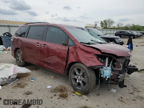 2017 Toyota Sienna SE with VIN 5TDXZ3DC5HS858275, listed as a Copart auction lot 53954505 with 38,870 mi miles and Salvage title. Bid and sale history available at DreamBid. Image 4.