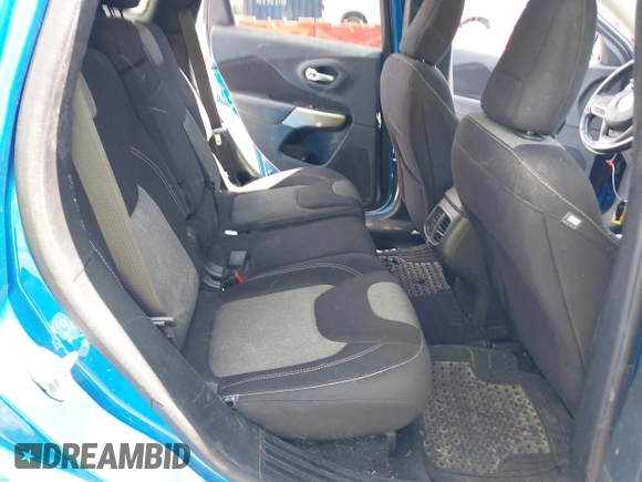 2017 Jeep Cherokee Altitude with VIN 1C4PJLAS7HW663071, listed as a IAAI auction lot 42186905 with 203,296 mi miles and . Bid and sale history available at DreamBid. Image 8.