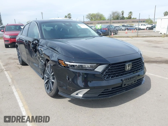 2025 Honda Accord Touring with VIN 1HGCY2F89SA027436, listed as a IAAI auction lot 41835197 with 390 mi miles and . Bid and sale history available at DreamBid. Image 1.