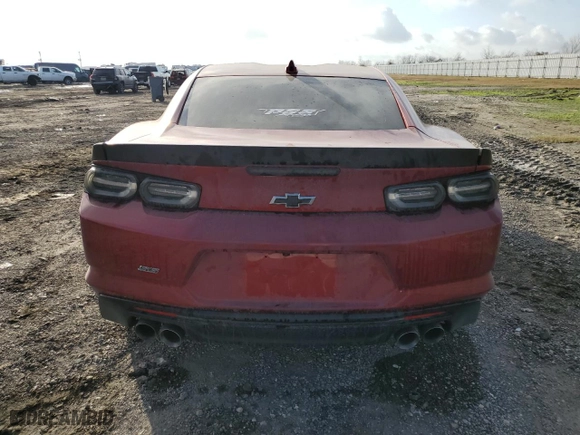 2023 Chevrolet Camaro 2SS with VIN 1G1FH1R70P0148533, listed as a Copart auction lot 44196015 with 6867 miles and Salvage Title. Bid and sale history available at carsss.com. Image 6.