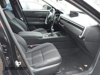 2025 Mazda CX-50 S Preferred with VIN 7MMVABBMXSN312752, listed as a IAAI auction lot 41747195 with 3,159 mi miles and . Bid and sale history available at carsss.com. Image 5.