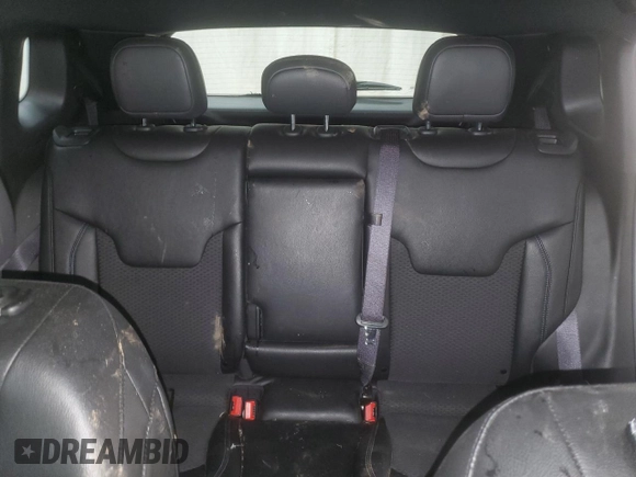 2024 Jeep Compass Latitude z VIN 3C4NJDBN2RT109465, wystawiony jako Copart lot #61687445 z przebiegiem 28 694 mil mil oraz Czysty tytuł • Clean title. Historia ofert i sprzedaży dostępna na DreamBid. Obrazek 10.