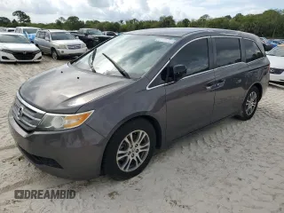 2013 Honda Odyssey EX z VIN 5FNRL5H4XDB077730, wystawiony jako Copart lot #74888294 z przebiegiem Nie podano mil oraz Szkoda całkowita • Salvage title. Historia ofert i sprzedaży dostępna na DreamBid. Obrazek 1.