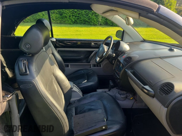2005 Volkswagen Beetle GLS with VIN 3VWCM31Y35M368133, listed as a Copart auction lot 64895155 with 70,954 mi miles and Clean title. Bid and sale history available at DreamBid. Image 5.