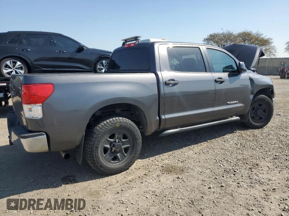 2013 Toyota Tundra z VIN 5TFEM5F18DX063156, wystawiony jako Copart lot #46681385 z przebiegiem 125 682 mil mil oraz Szkoda całkowita • Salvage title. Historia ofert i sprzedaży dostępna na DreamBid. Obrazek 3.