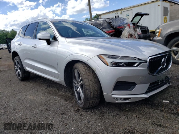 2021 Volvo XC60 Momentum with VIN YV4A22RK1M1684391, listed as a Copart auction lot 61028104 with 29,280 mi miles and Non Repairable. Bid and sale history available at carsss.com. Image 4.