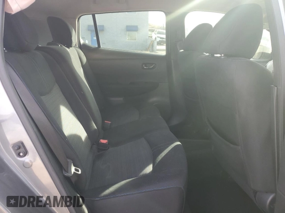 2019 Nissan LEAF SV z VIN 1N4AZ1CP4KC303346, wystawiony jako Copart lot #85341074 z przebiegiem 57 334 mil mil oraz Szkoda całkowita • Salvage title. Historia ofert i sprzedaży dostępna na DreamBid. Obrazek 11.