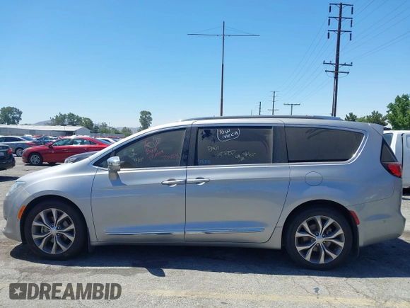 2020 Chrysler Pacifica Limited с VIN 2C4RC1GG1LR184429, выставлен на аукционе IAAI как лот 42701918 с пробегом 73 638 миль миль и . История ставок и продаж доступна на DreamBid. Изображение 15.