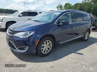 2020 Chrysler Pacifica Touring L with VIN 2C4RC1BG2LR134596, listed as a Copart auction lot 60037775 with 122,666 mi miles and Salvage title. Bid and sale history available at DreamBid. Image 1.