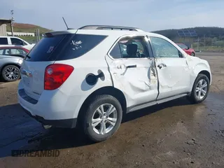 2015 Chevrolet Equinox LT with VIN 2GNFLBE3XF6430321, listed as a IAAI auction lot 41928847 with 153,987 mi miles and . Bid and sale history available at carsss.com. Image 4.