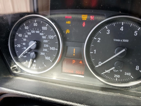 2011 BMW 3 Series 335i xDrive with VIN WBAPL5C57BA918221, listed as a Copart auction lot 66668245 with 123,998 mi miles and Clean title. Bid and sale history available at DreamBid. Image 9.