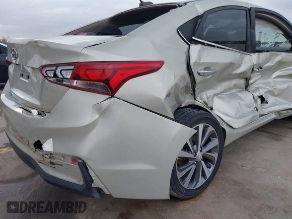 2019 Hyundai Accent Limited with VIN 3KPC34A3XKE046370, listed as a IAAI auction lot 41612539 with 71,270 mi miles. Bid and sale history available at carsss.com. Image 18.