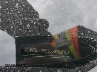 2016 BMW M4 z VIN WBS3R9C53GK338904, wystawiony jako Copart lot #55770875 z przebiegiem 50 587 mil mil oraz Szkody całkowita. Historia ofert i sprzedaży dostępna na DreamBid. Obrazek 12.