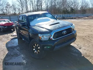 2015 Toyota Tacoma with VIN 3TMLU4EN4FM206926, listed as a IAAI auction lot 41578308 with 102,056 mi miles. Bid and sale history available at carsss.com. Image 1.