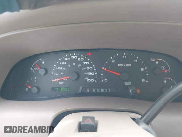 2004 Ford F-250 XL с VIN 1FTNW21S44EB33434, выставлен на аукционе IAAI как лот 41909964 с пробегом 194 635 миль миль и . История ставок и продаж доступна на DreamBid. Изображение 7.