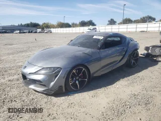2022 Toyota GR Supra 3.0 with VIN WZ1DB0C01NW048328, listed as a Copart auction lot 75040374 with 0 mi miles and Salvage Title. Bid and sale history available at carsss.com. Image 1.