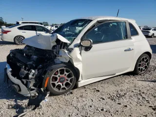 2015 FIAT 500 Turbo with VIN 3C3CFFHH4FT733516, listed as a Copart auction lot 81738334 with 0 mi miles and Salvage Title. Bid and sale history available at carsss.com. Image 1.