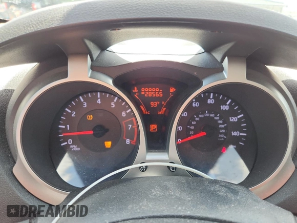 2013 Nissan Juke SV z VIN JN8AF5MR5DT204763, wystawiony jako Copart lot #59957535 z przebiegiem 2 856 mil mil oraz Szkoda całkowita • Salvage title. Historia ofert i sprzedaży dostępna na DreamBid. Obrazek 9.