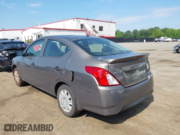 2016 Nissan Versa S с VIN 3N1CN7AP3GL877696, выставлен на аукционе IAAI как лот 42660396 с пробегом 147 182 миль миль и . История ставок и продаж доступна на DreamBid. Изображение 3.