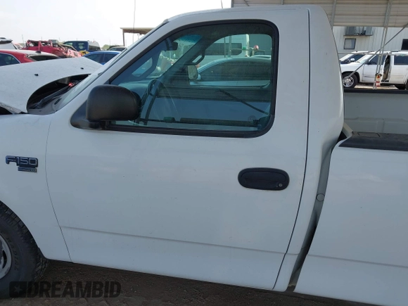 2000 Ford F-150 XL with VIN 1FTRF17W6YNB76149, listed as a IAAI auction lot 42322748 with 166,334 mi miles and . Bid and sale history available at DreamBid. Image 13.