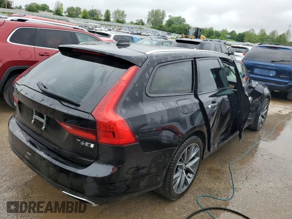 2020 Volvo V90 with VIN YV1A22VL5L1128028, listed as a Copart auction lot 53423874 with 47,745 mi miles and Salvage title. Bid and sale history available at DreamBid. Image 3.