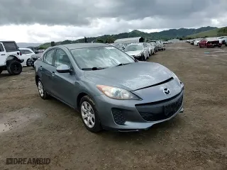 2013 Mazda Mazda3 i Sport with VIN JM1BL1U86D1714737, listed as a Copart auction lot 50765545 with 214,904 mi miles and Salvage Title. Bid and sale history available at carsss.com. Image 10.